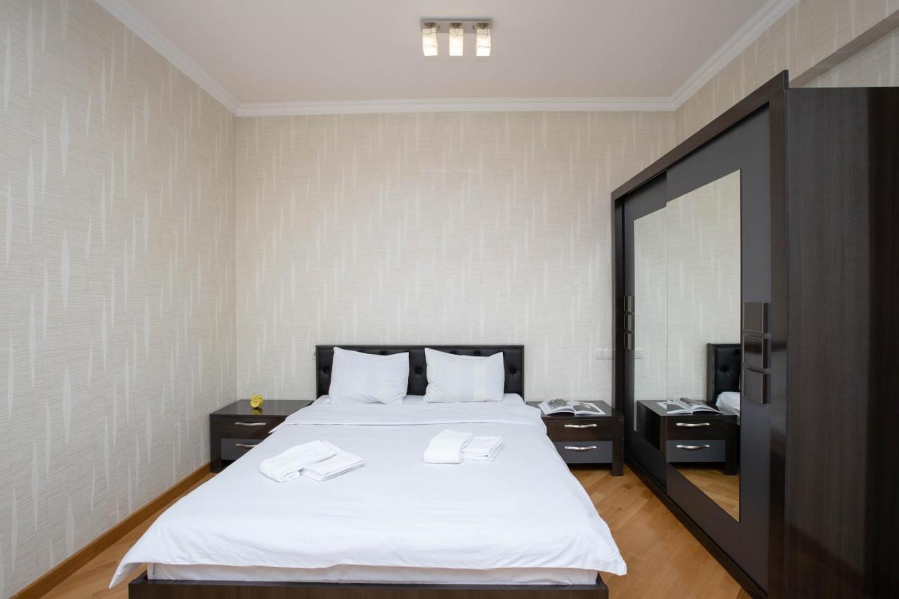 Stay Inn Apartments At Buzand 13 Street 예레반 외부 사진